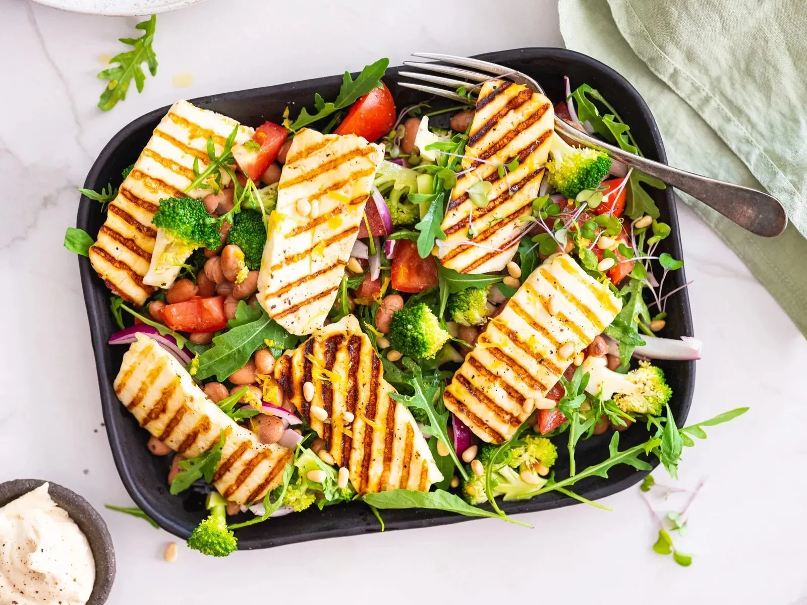 Halloumi salat oppskrift