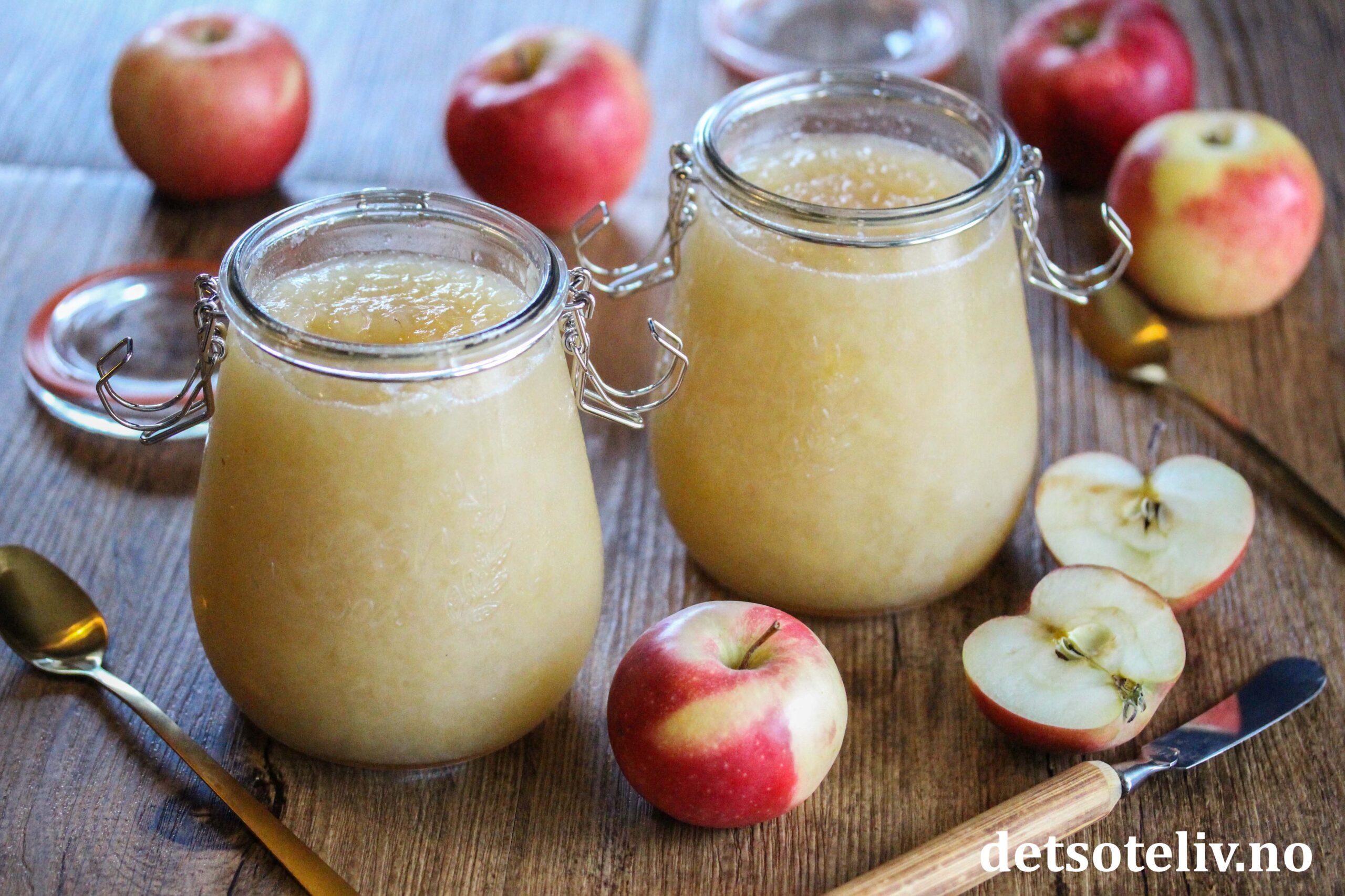 Oppskrift eplemos