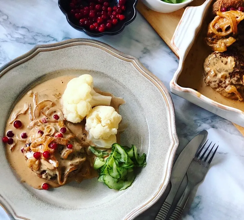 Chilensk typisk servito chileens chiuda sopra fuoco tipico selettivo ciotole cileno alimento piatti delizioso heerlijk wordt sluit gediend werpt nadruk