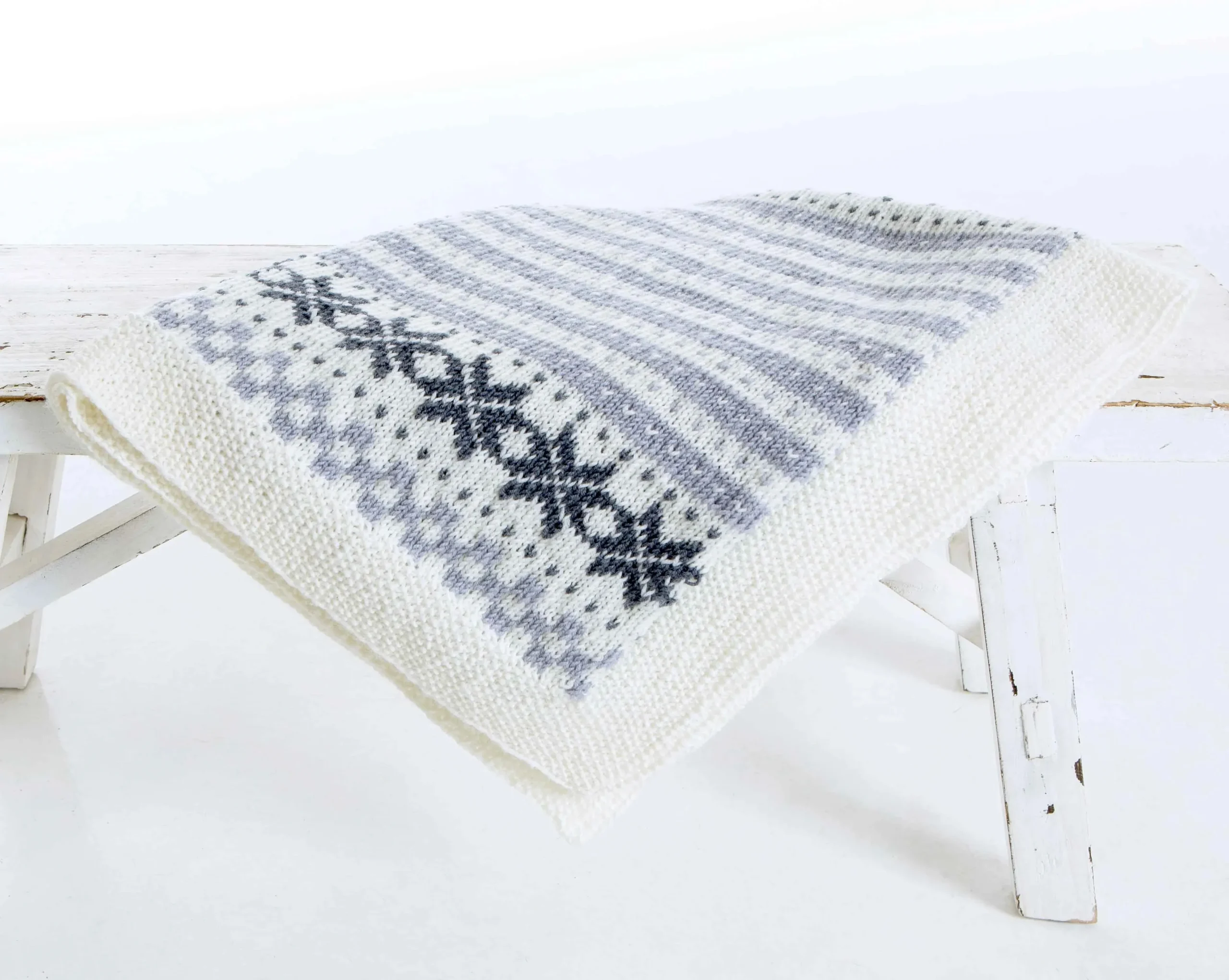 Babyteppe vognteppe hjerter jente sandnesgarn