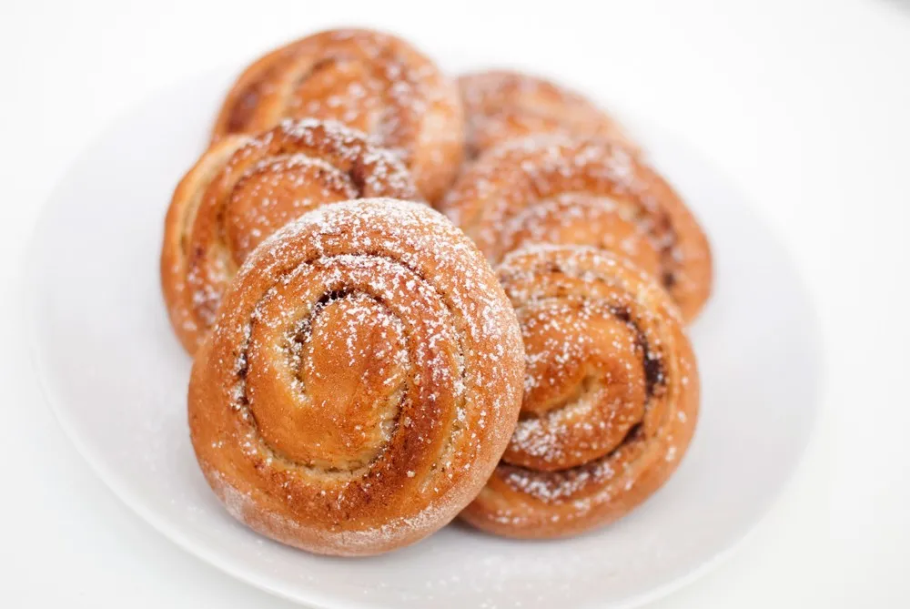 Kanelboller oppskrift uten melk
