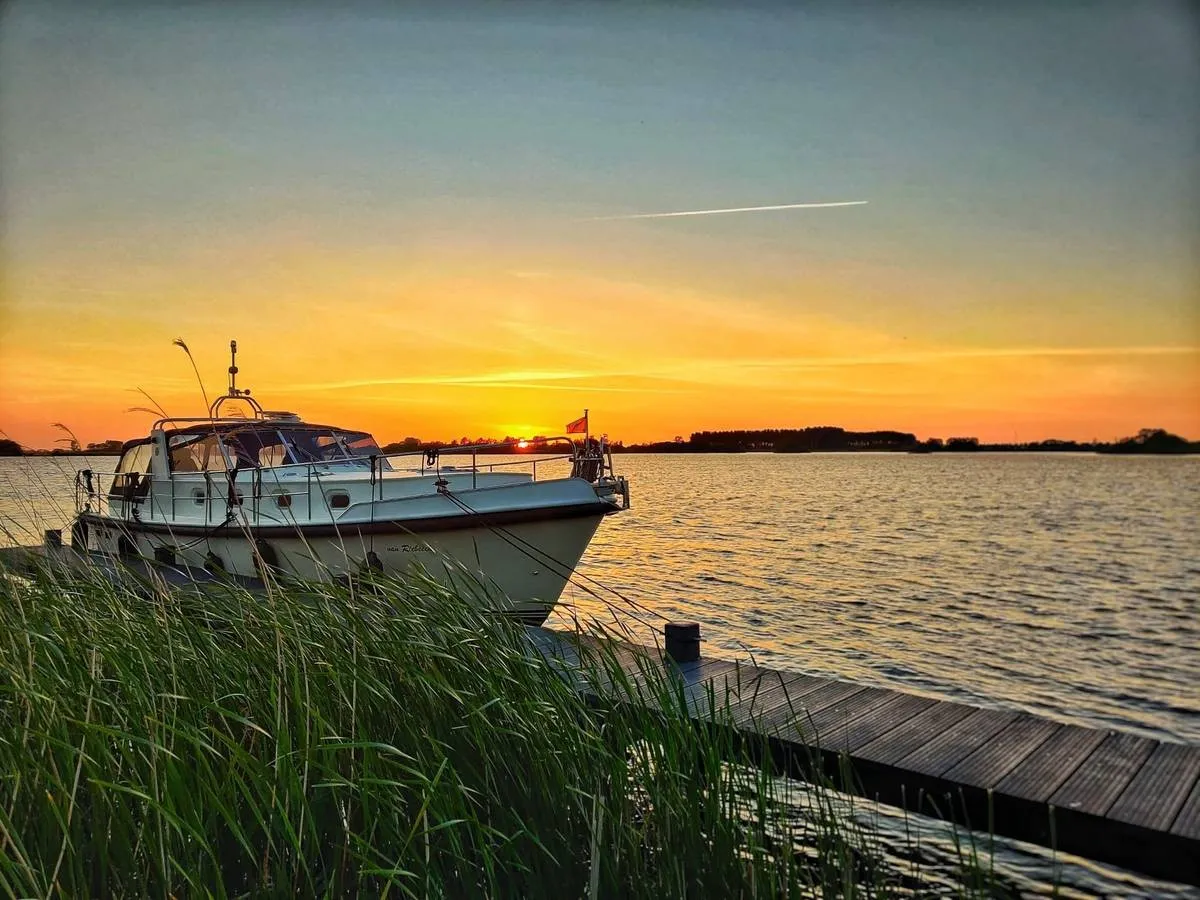 Paket malam wisata bth gembira orang 2m 3h