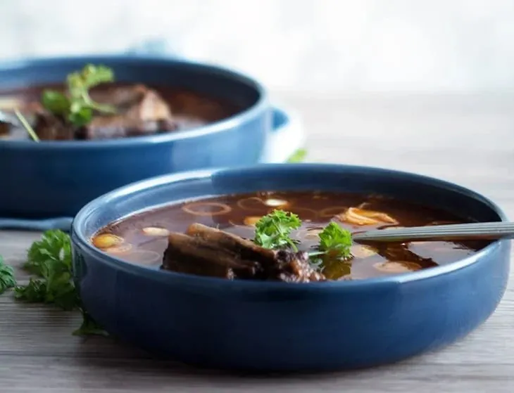 Oksehalesuppe oppskrift
