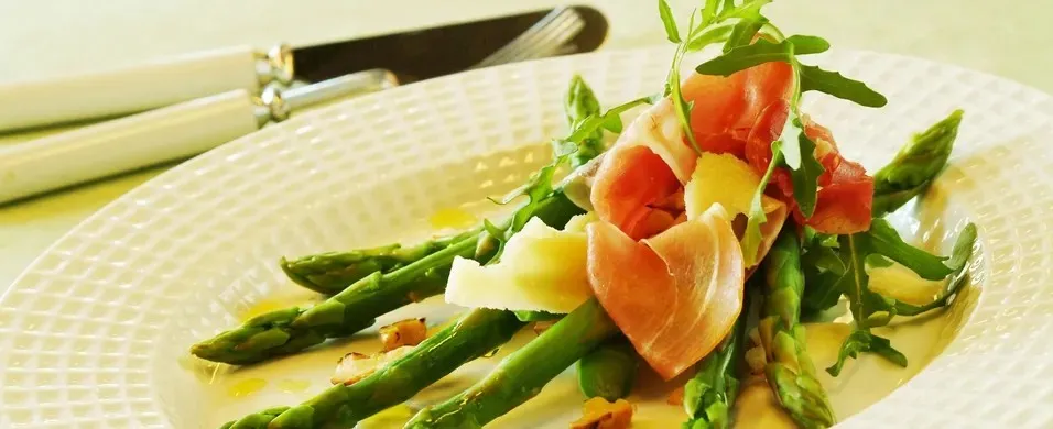 Asparges og skinke oppskrift