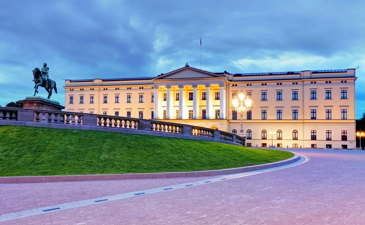Oslo palace royal attractions tourist sightseeing norway top do things planetware tour
