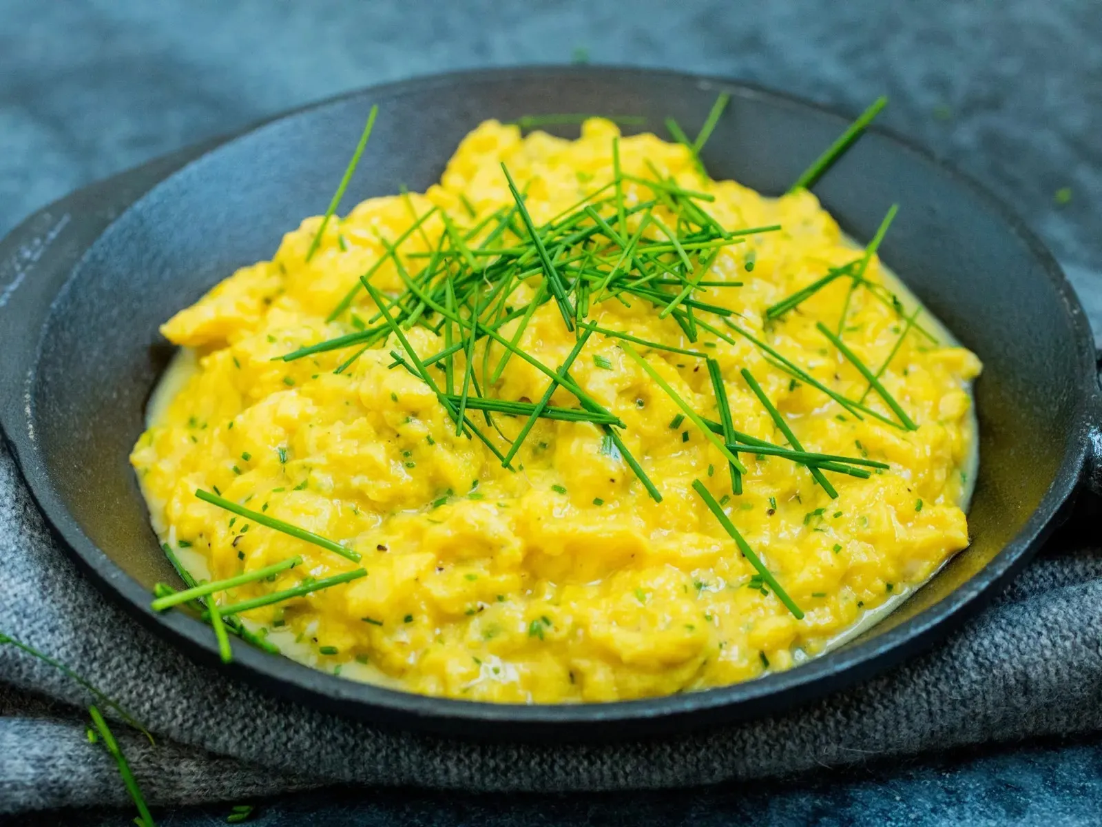 Eggerøre oppskrift med melk