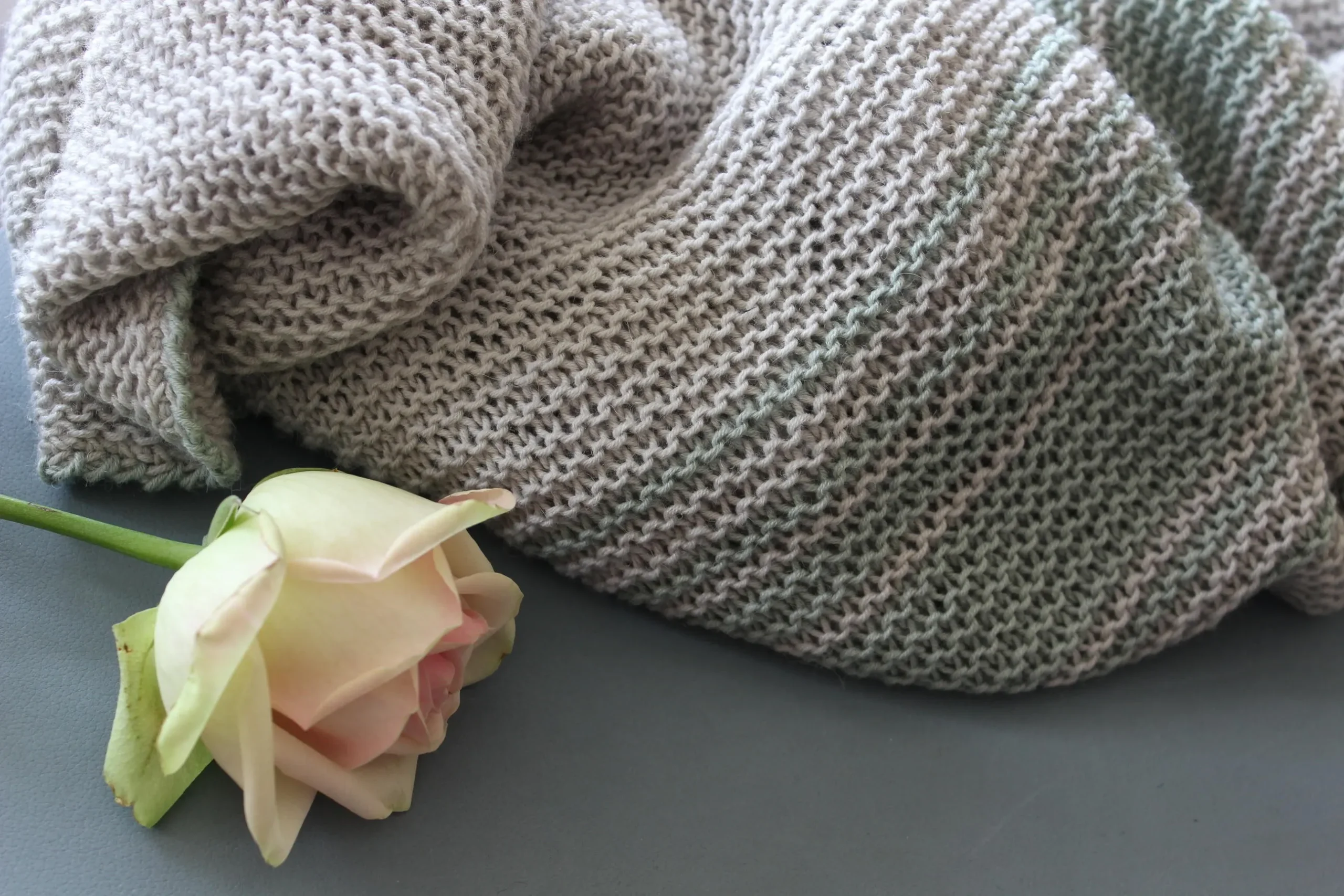 Strikke babyteppe nybegynner oppskrift