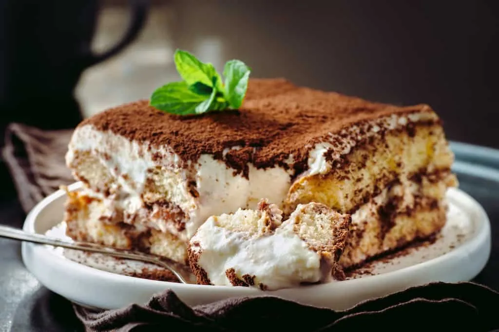 Italienska tiramisu är denna dag mycket klassiker behövas kan