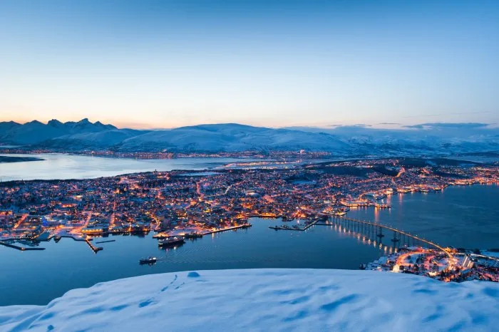 tromso-arctic-dome-experience_3_view-of-tromso-from-above