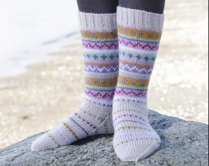 Ett nystan är socker innehåller här nyans stickad