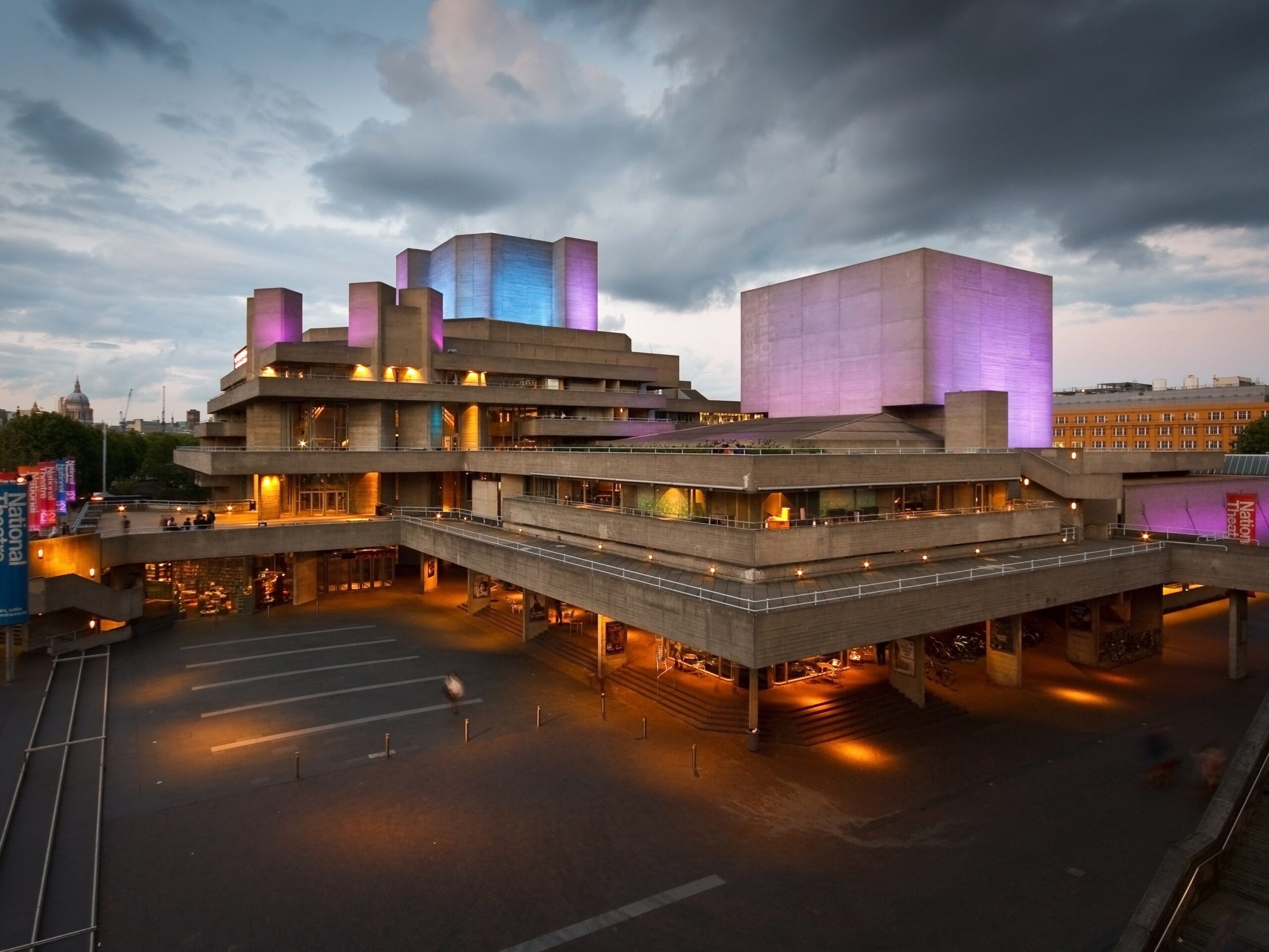 Theatre national london england involved get eight staying lockdown ways culture while during go usave article