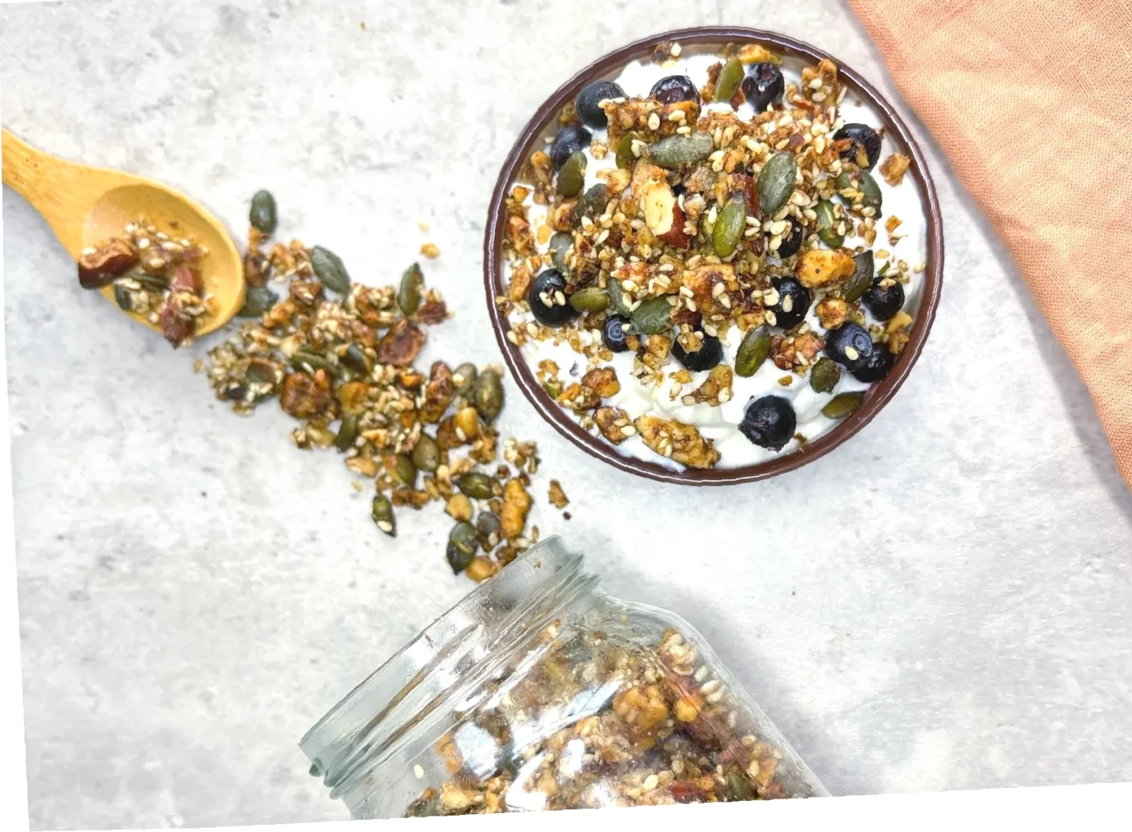 lavkarbo granola oppskrift