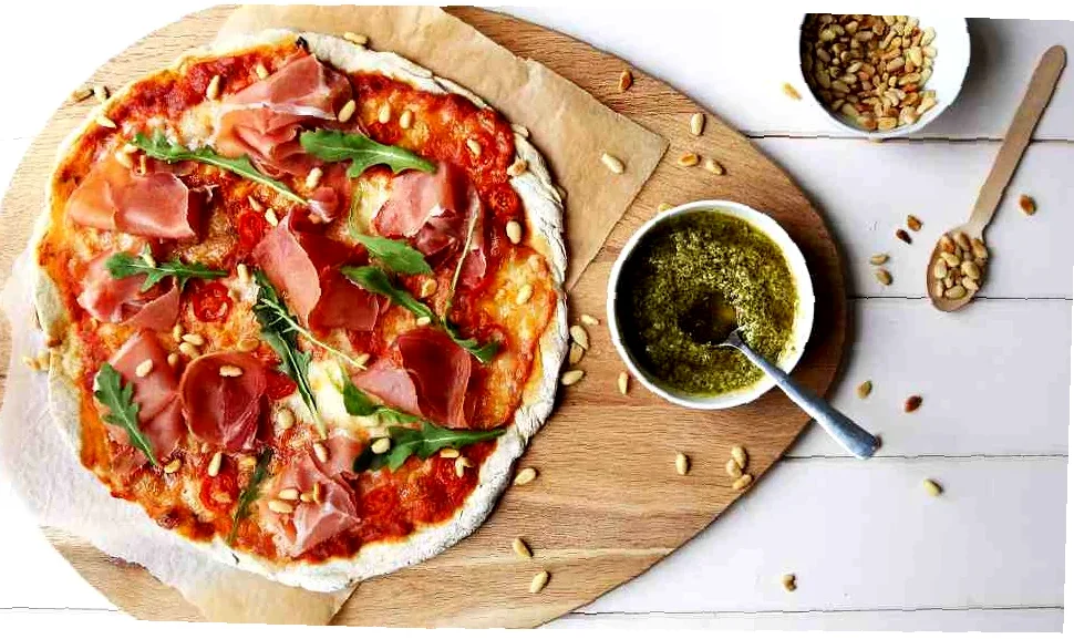 oppskrift på glutenfri pizzabunn